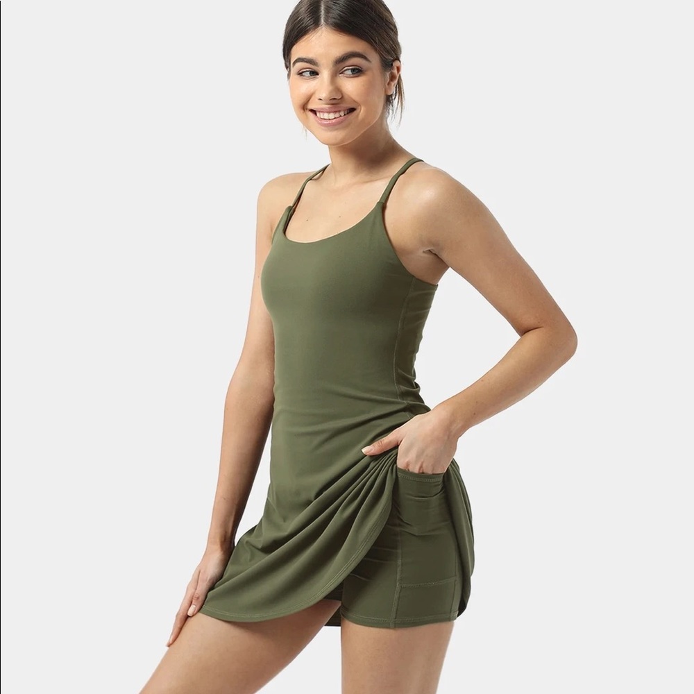 Halara Tennis Sports 2 in 1 dress w/ shorts